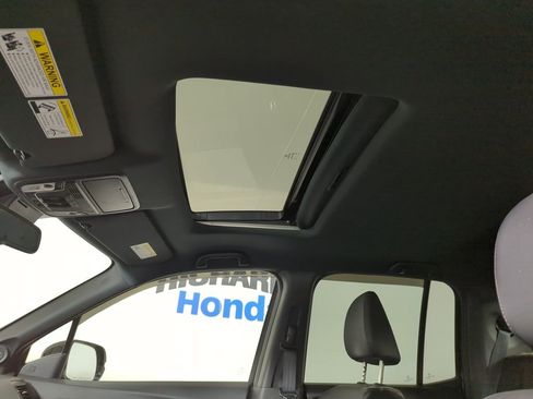 Certified 2020 Honda Ridgeline Black Edition image 17