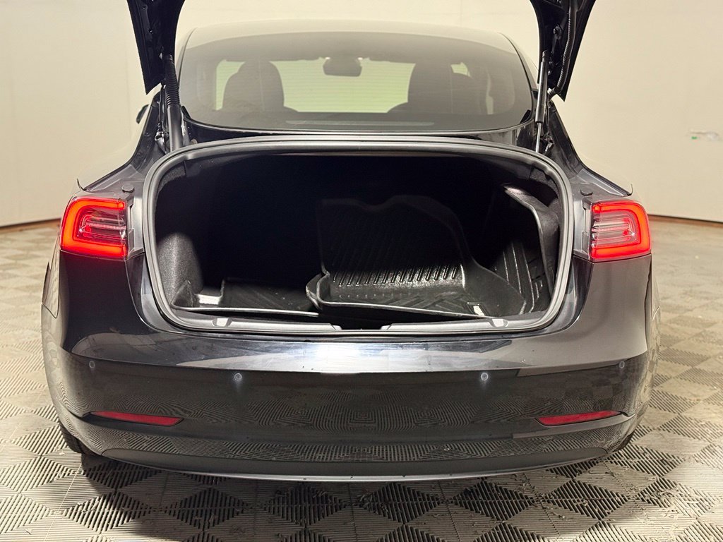 Used 2021 Tesla Model 3 Standard Range Plus RWD image 6