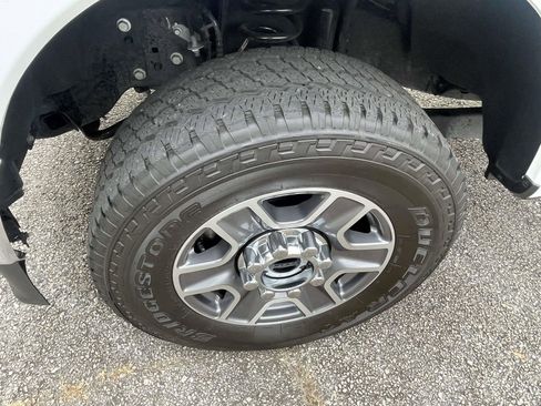 Used 2024 Ford F250 Lariat image 9