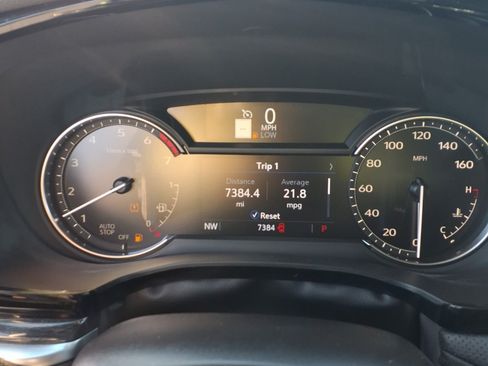 Used 2024 Cadillac XT5 Premium Luxury FWD image 10