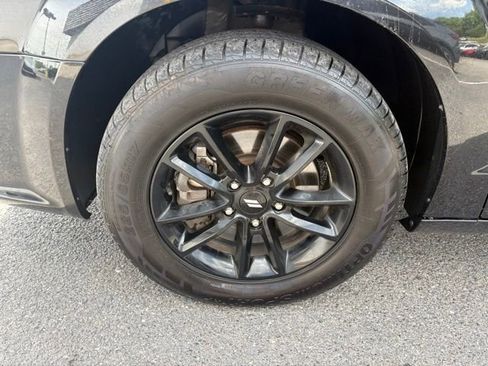 Used 2020 Dodge Grand Caravan SE FWD image 13