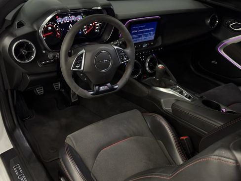 Certified 2019 Chevrolet Camaro ZL1 RWD image 12