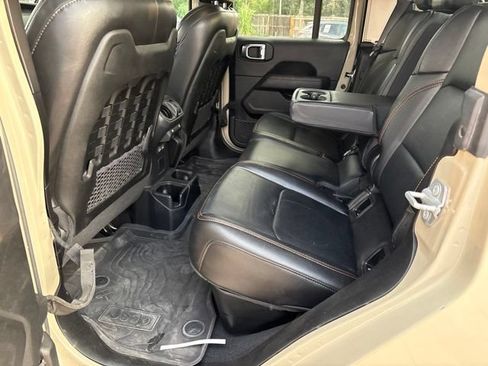 Used 2022 Jeep Gladiator Mojave w/ LED Lighting Group AWD/4WD image 9
