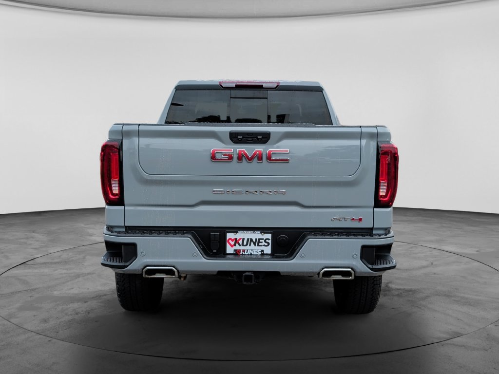 Used 2025 GMC Sierra 1500 AT4 w/ AT4 Preferred Package AWD/4WD image 6