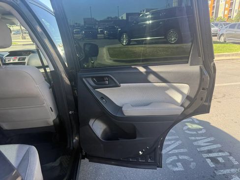 Used 2018 Subaru Forester 2.5i Premium AWD/4WD image 23