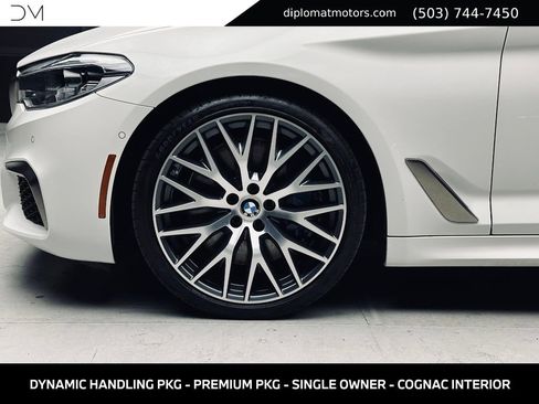 Used 2020 BMW M550i xDrive w/ Dynamic Handling Package AWD/4WD image 40