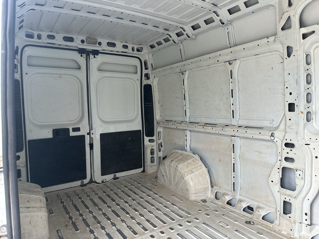 Used 2023 RAM ProMaster 2500 FWD image 30