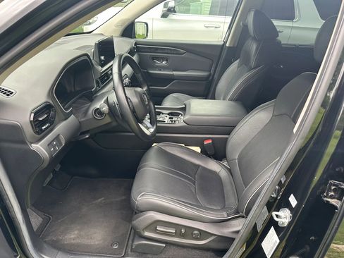 Used 2024 Honda Pilot Elite image 5