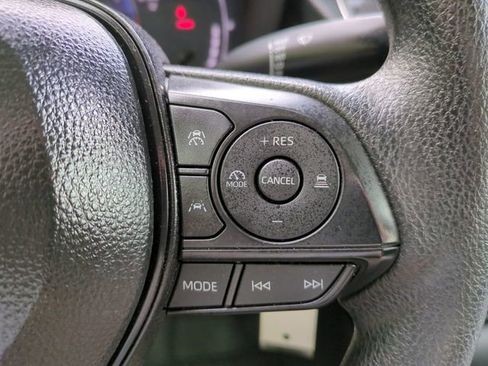 Used 2026 Toyota Corolla LE image 23