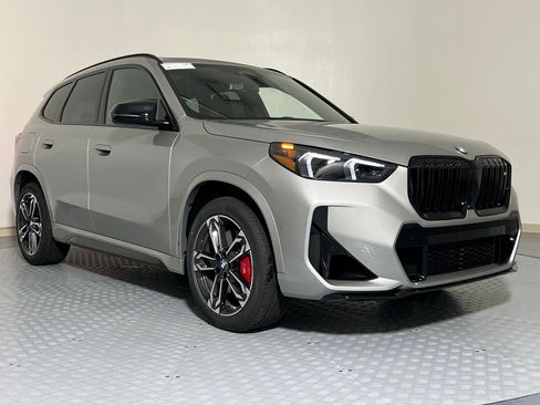 Used 2026 BMW X1 M35i w/ Technology Package AWD/4WD image 7