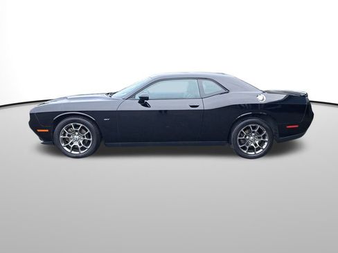Used 2017 Dodge Challenger GT image 2