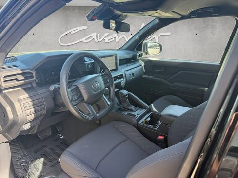 Used 2025 Toyota Tacoma SR image 19