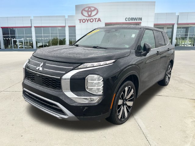 Used 2025 Mitsubishi Outlander SE FWD image 7