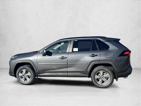 New 2025 Toyota RAV4 XLE image 4
