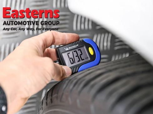 Used 2018 Tesla Model 3 Long Range image 21