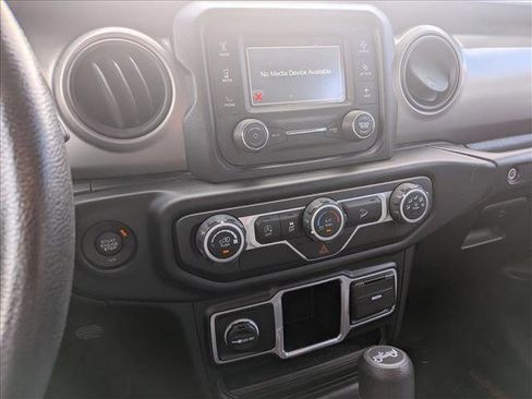 Used 2018 Jeep Wrangler Unlimited Sport image 16