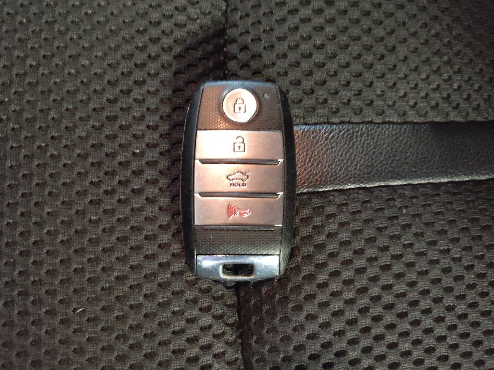 Used 2020 Kia Optima S FWD image 32