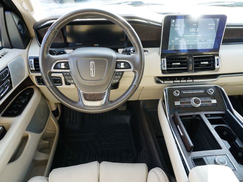 Used 2019 Lincoln Navigator Reserve w/ Cargo Package image 21