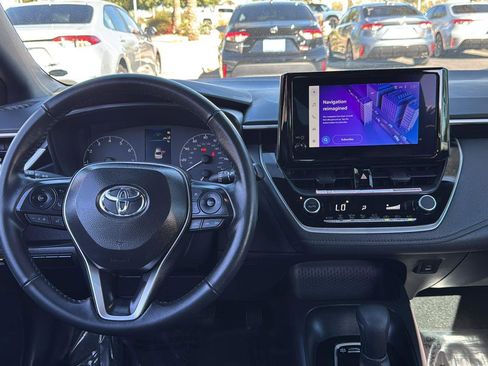 Certified 2025 Toyota Corolla SE image 10