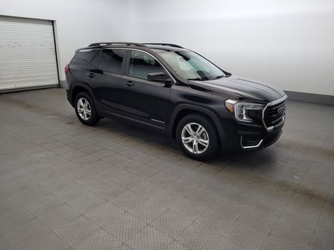 Used 2022 GMC Terrain SLE w/ Driver Convenience Package FWD image 11