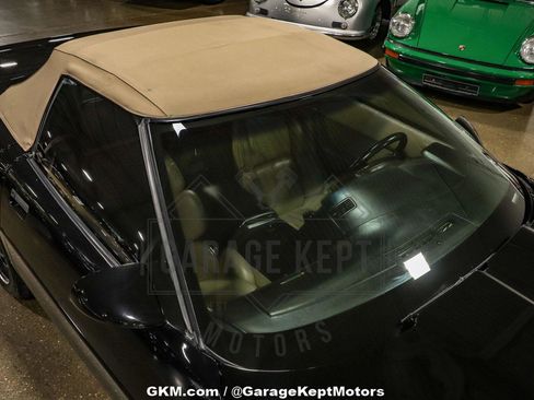 Used 1992 Chevrolet Corvette Convertible image 21