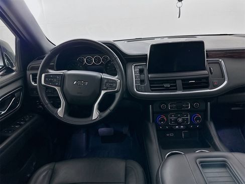 Used 2021 Chevrolet Tahoe Z71 w/ Luxury Package image 23