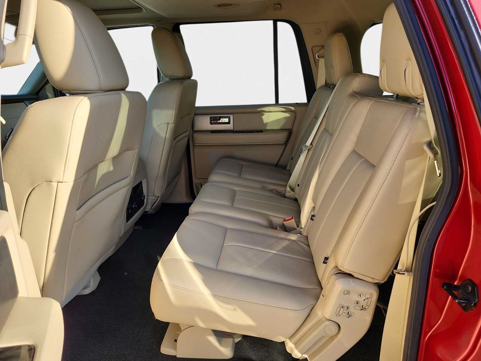 Used 2017 Ford Expedition EL Limited w/ Equipment Group 301A AWD/4WD image 15