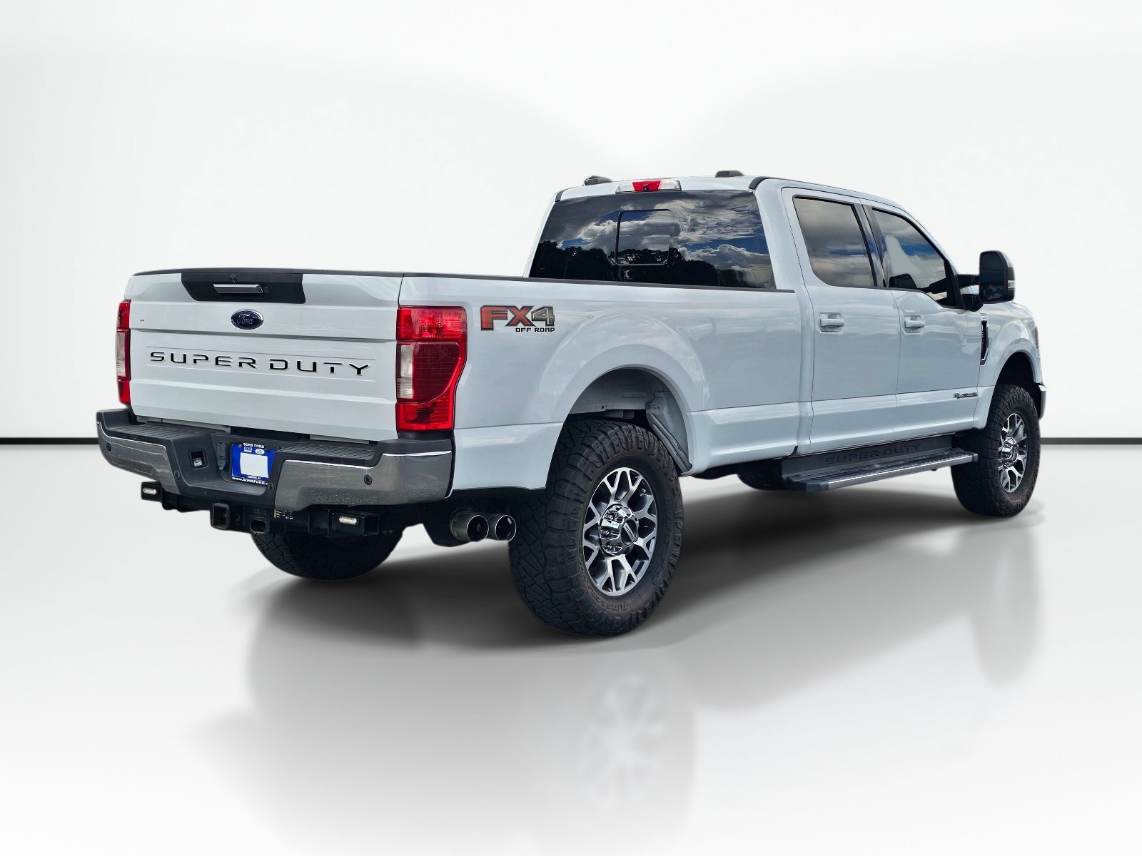 Used 2022 Ford F350 Lariat w/ Lariat Value Package AWD/4WD image 9