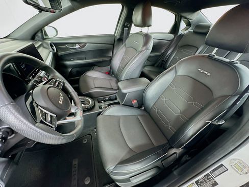 Used 2024 Kia Forte GT-Line image 13