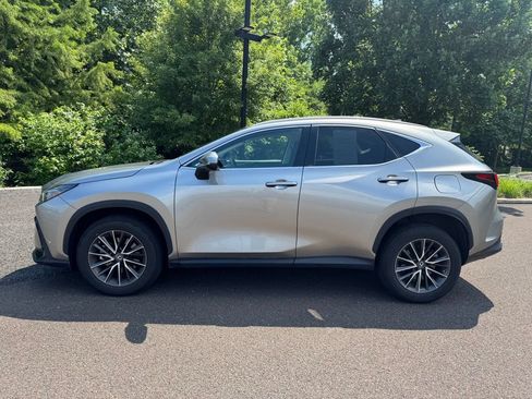 Used 2023 Lexus NX 350 AWD image 2