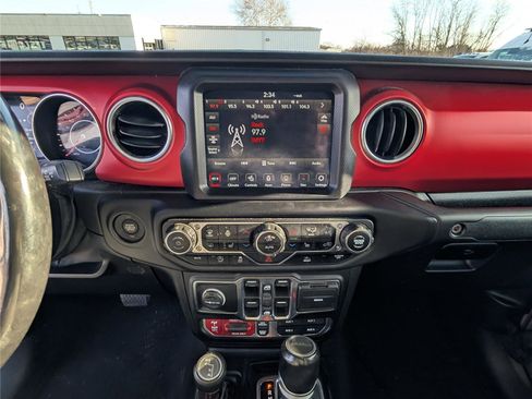 Used 2020 Jeep Gladiator Rubicon image 19