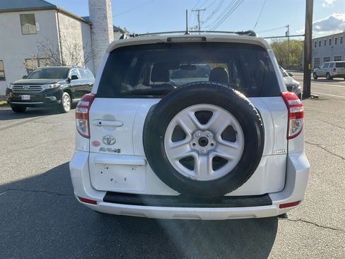 Used 2011 Toyota RAV4 Limited w/ Limited Extra Value Pkg AWD/4WD image 6