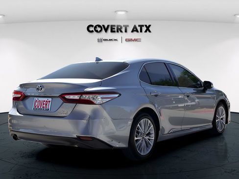 Used 2020 Toyota Camry XLE w/ Driver Assist Package FWD image 7