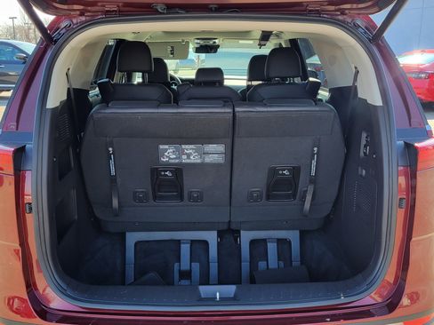 Used 2024 Kia Carnival SX Prestige image 8