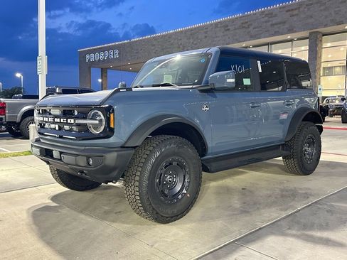 New 2025 Ford Bronco Outer Banks w/ Sasquatch Package image 39