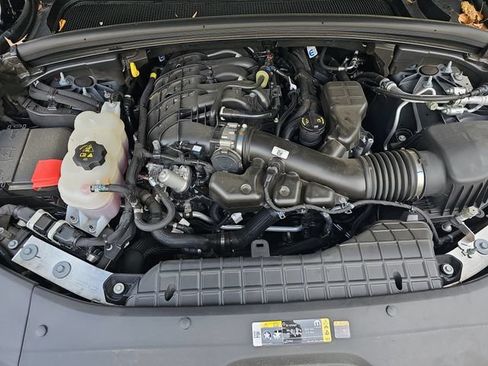 Used 2025 Jeep Grand Cherokee Altitude AWD/4WD image 7