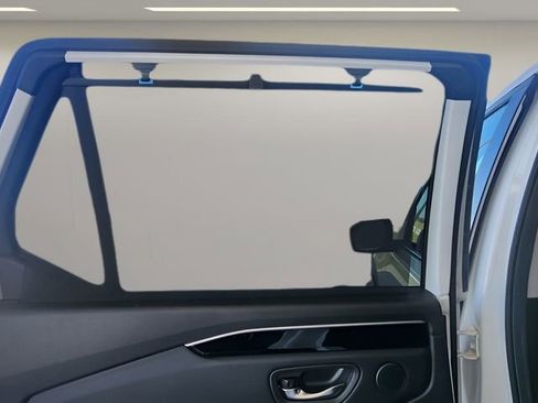 Used 2025 Honda Pilot EX-L image 24