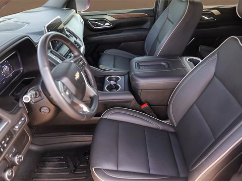 Used 2023 Chevrolet Tahoe Premier image 8