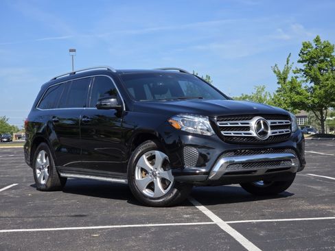 Used 2018 Mercedes-Benz GLS 450 4MATIC image 2