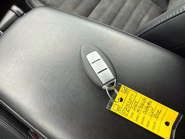 Used 2023 Mitsubishi Outlander SE AWD/4WD image 19