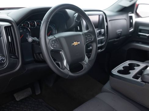 Used 2018 Chevrolet Silverado 1500 LT AWD/4WD image 27