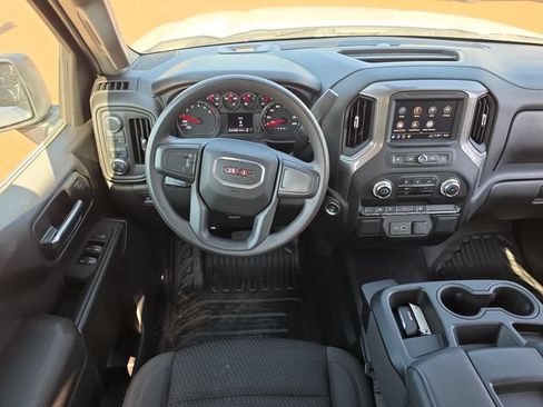 Used 2024 GMC Sierra 1500 Pro AWD/4WD image 33