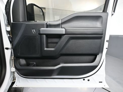 Used 2018 Ford F150 XLT w/ Equipment Group 302A Luxury image 47