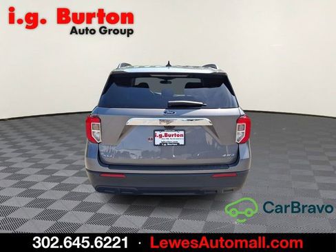 Used 2023 Ford Explorer XLT AWD/4WD image 5