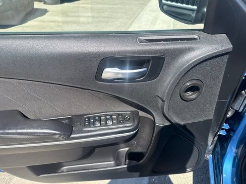 Used 2021 Dodge Charger SXT RWD image 12