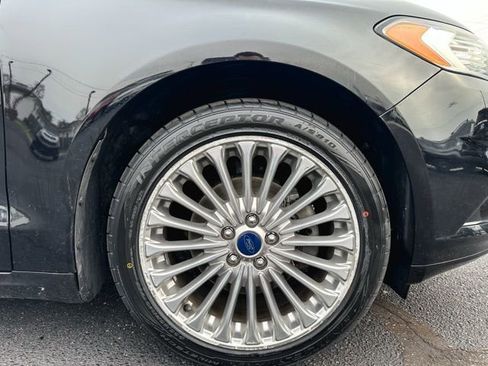 Used 2016 Ford Fusion Titanium image 11