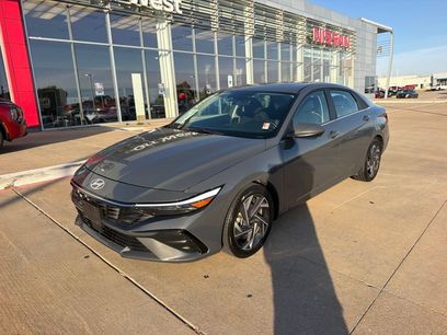 Used 2025 Hyundai Elantra SEL