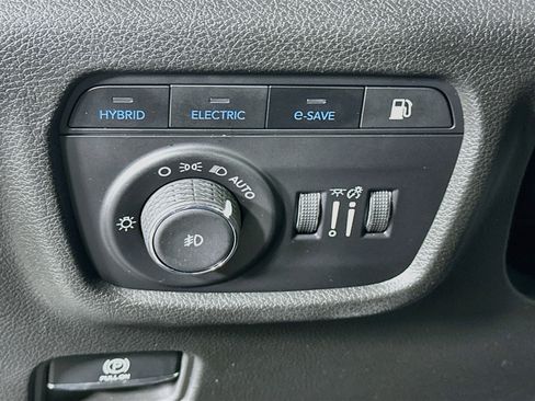 Used 2022 Jeep Grand Cherokee Limited 4xe AWD/4WD image 17