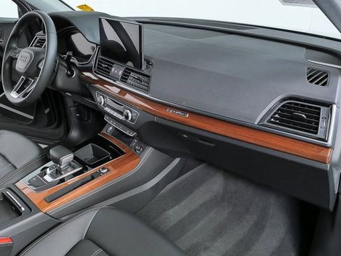 Used 2022 Audi Q5 2.0T Premium Plus w/ Premium Plus Package image 24