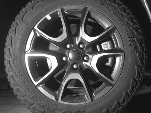 Used 2025 Jeep Compass Trailhawk AWD/4WD image 13